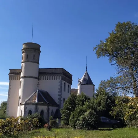 Chateau De Villeneuve - Bed & Breakfast Montolieu