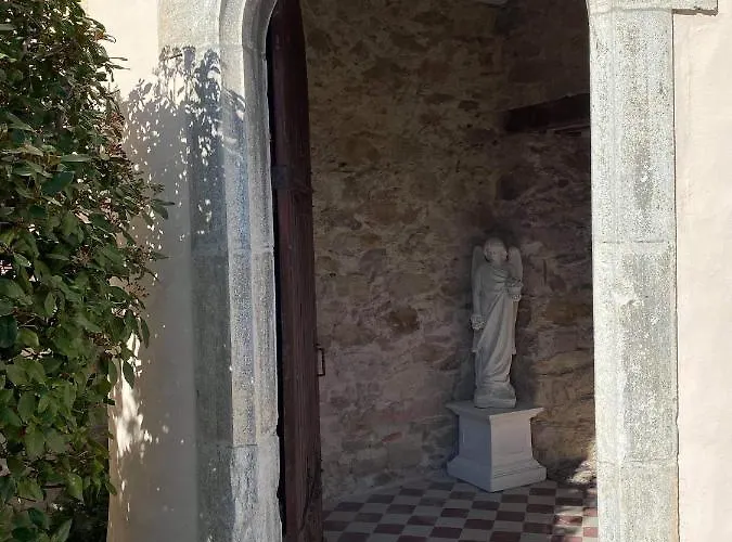 Chateau De Villeneuve - Panzió Montolieu
