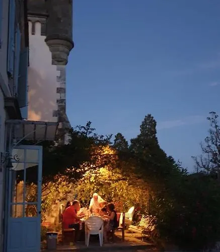Chateau De Villeneuve - Panzió 3*